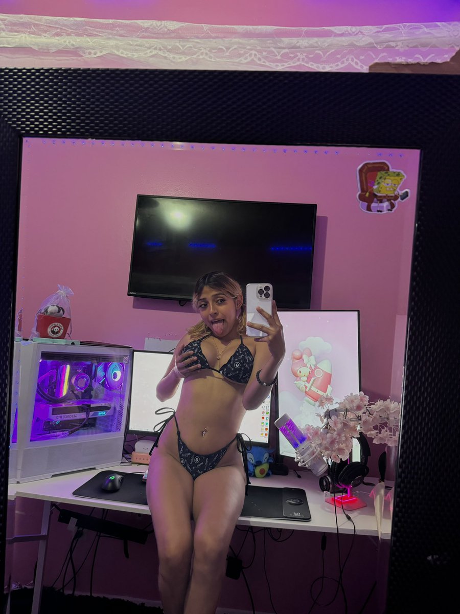 Afetus23155's tweet photo. Papiii venga 'pa acá🥰🖤
#onlyfans #onlyfans_girl #memes #parati https://t.co/5nYbn7EPyD