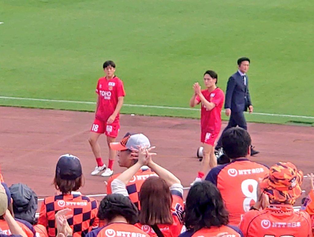 試合後に矢島輝一と山田が挨拶に来てくれました
#ardija #福島_大宮