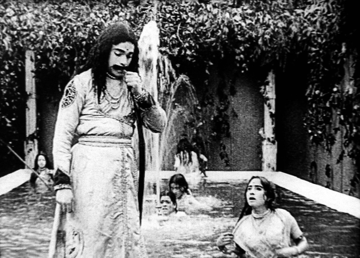 Today in 1913, 'Raja Harishchandra' premiered at Olympia Theatre, Grant Road, Mumbai. Released commercially later in May. The film was shot in a bunglow (apart from other outdoor locations) called Mathura Bhawan located in Dadar, Mumbai