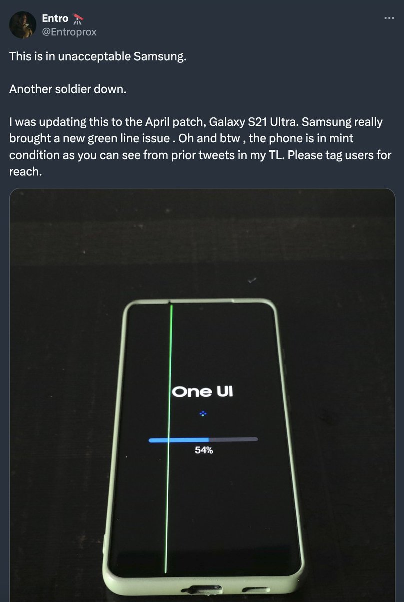 techdroider's tweet photo. Multiple Samsung Galaxy S21 series users reporting Green line on Display after the Software Update.

If you own one of the affected device models, stay cautious and avoid updates until companies address this widespread issue. Affected users, please share your experience. https://t.co/BwNXOWTSKZ