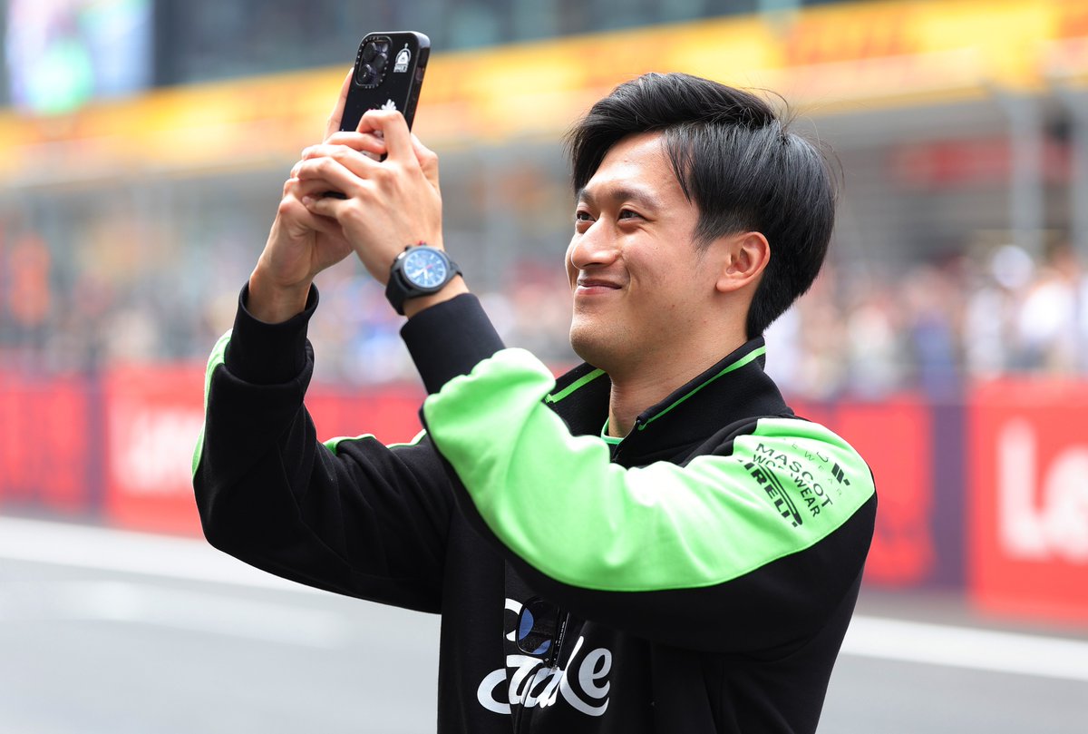 He was a kid watching from the grandstands in 2004 Twenty years later, @ZhouGuanyu24 lines up in his first home race 🤩 #F1 #ChineseGP