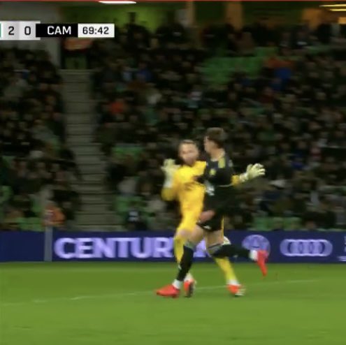 JosDanoe's tweet photo. Hoe noemen we dat ook in het Duits ? 🤔
#fcgroningen  

#GROCAM https://t.co/IpymMeLGf1