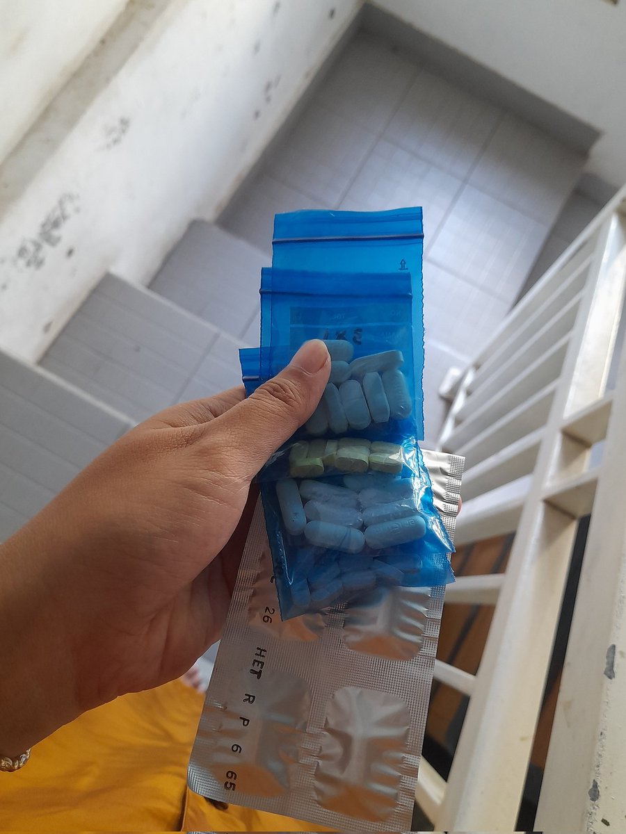 nothingnating's tweet photo. Hehe perasaan kok ga habis habis. Oiyaaa baru aja dikasih lagi https://t.co/U3jXPEx5dv