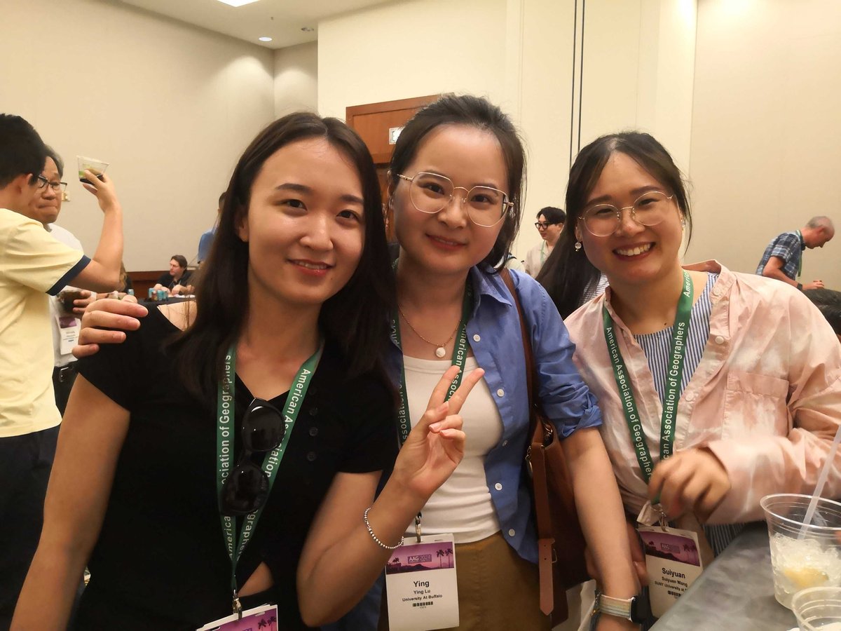 Best part of attending #AAG2024 - reconnecting with friends 🤗 since #UCGIS2022
<a href="/theAAG/">American Association of Geographers</a> <a href="/UCGIScience/">UCGIS</a>