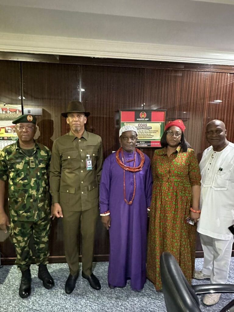 Appreciation to the Distinguished Senators of Delta State. @DafinoneEde @Prince_NedNwoko  @senjoelonowakpo for stepping into the ill-advised arrest of a Delta Monarch.

The Military must guide its action with the Nigerian Constitution & the rules of engagement.