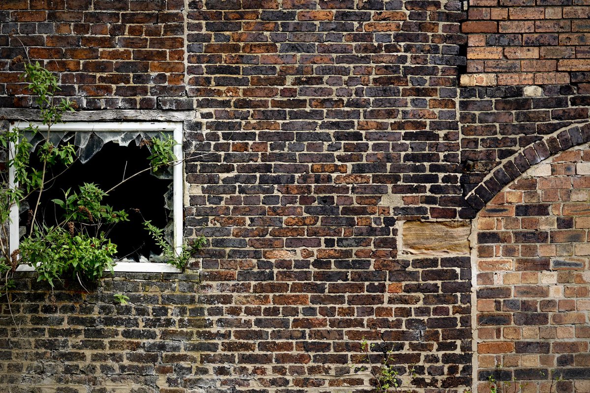 “Wasted Lands” 

(5 of 5)
.
.
.
#Abandoned #Brickwork #Brokenwindow #Decay #Derelict #Greenspace #Greenspaces #Industrialarchitecture #Industrialheritage #Nature #Photography #Staffordshire #StokeonTrent #ThePotteries #Time #Urbanexploration #Urbex #Wall #Wasteland #Window