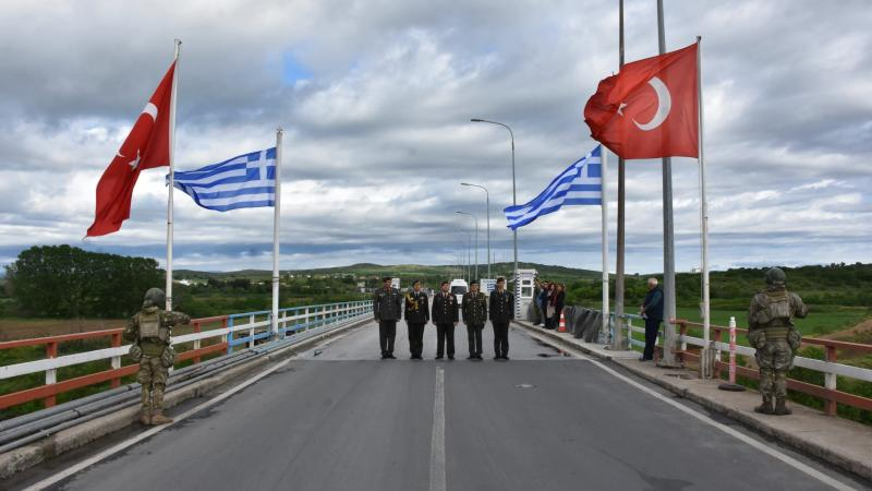 Türk askeri heyet, Yunanistan'da Piyade Tugay Komutanlığı'nı ziyaret etti.