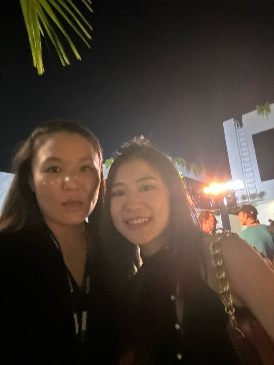 Twyla.ight tweet media