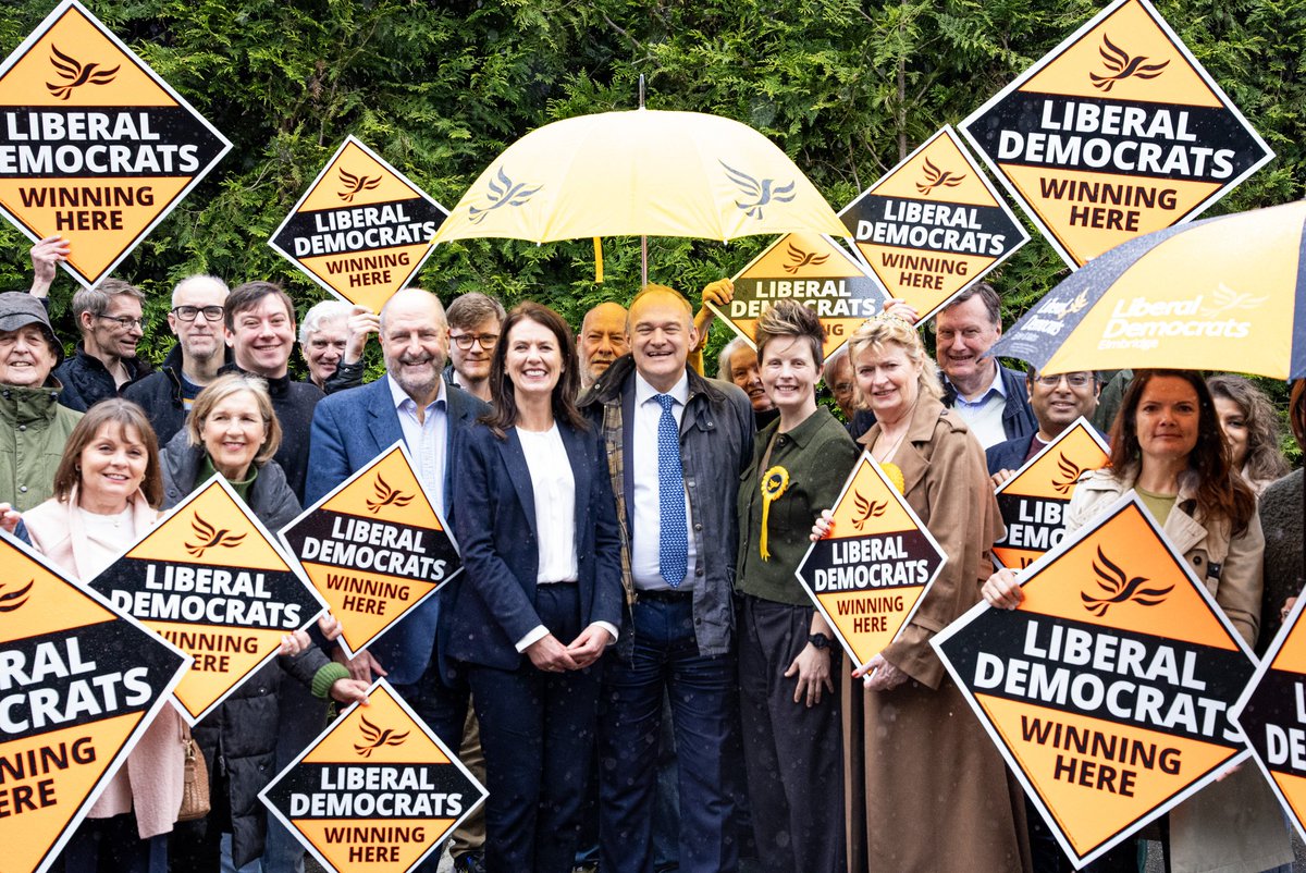 Elmbridge Lib Dems 🔶 (@elmbridgelibdem) on Twitter photo Fabulous to have <a href="/LibDems/">Liberal Democrats</a> leader <a href="/EdwardJDavey/">Ed Davey</a> visit our campaigners and supporters, along with <a href="/monicabeharding/">Monica Harding MP</a> and <a href="/ElmbridgeBC/">Elmbridge BC</a> leader <a href="/brucemcd23/">Bruce McD</a>, in #EsherAndWalton on Friday. So much positivity in the air ahead of #LocalElections2024 and #GeneralElection2024 #MakeItMonica Fabulous to have <a href="/LibDems/">Liberal Democrats</a> leader <a href="/EdwardJDavey/">Ed Davey</a> visit our campaigners and supporters, along with <a href="/monicabeharding/">Monica Harding MP</a> and <a href="/ElmbridgeBC/">Elmbridge BC</a> leader <a href="/brucemcd23/">Bruce McD</a>, in #EsherAndWalton on Friday. So much positivity in the air ahead of #LocalElections2024 and #GeneralElection2024 #MakeItMonica