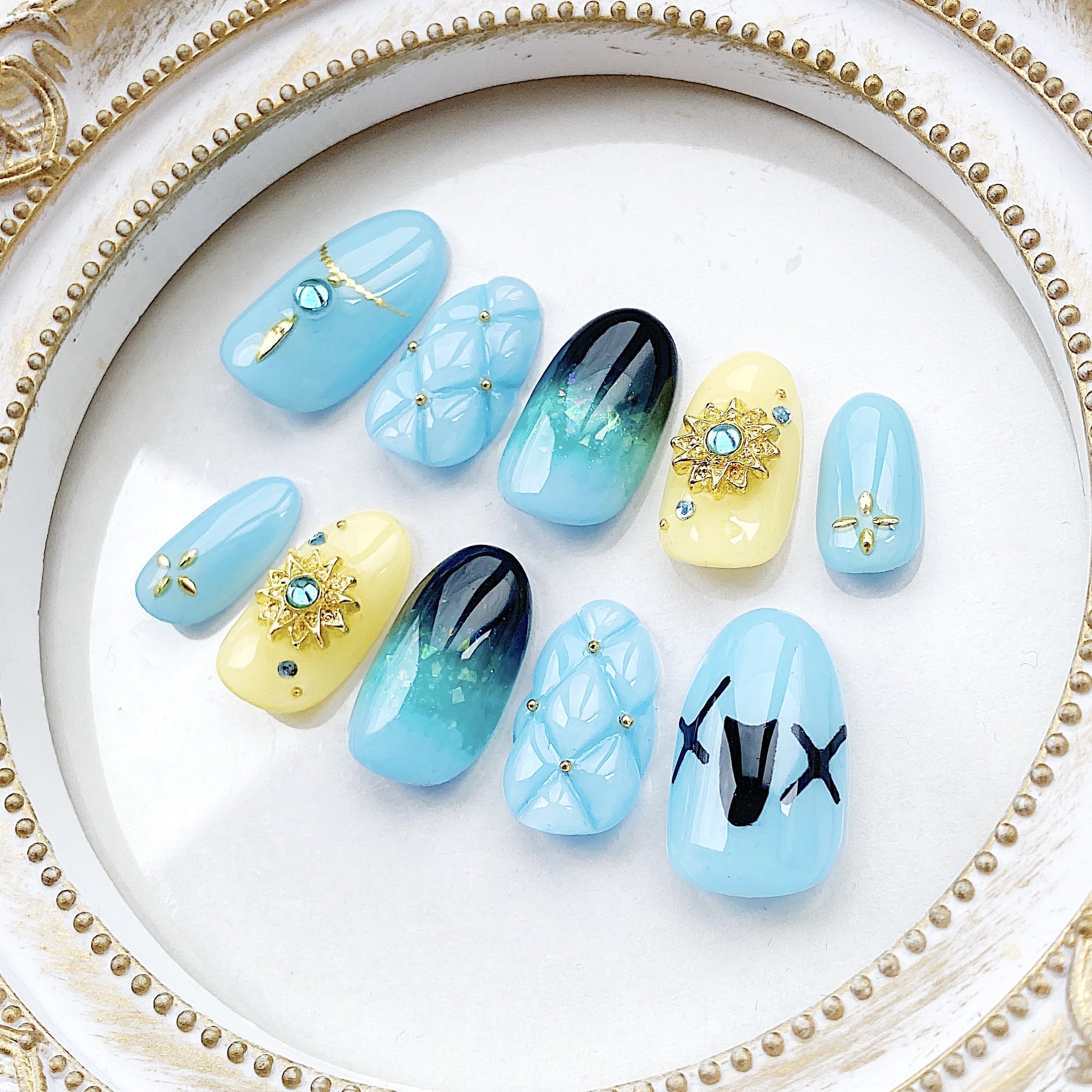 ぱるる　プロフ必読ネイルチップオーダー ぱるる プロフ必読ネイルチップオーダー 新作入荷中❤️プロフ