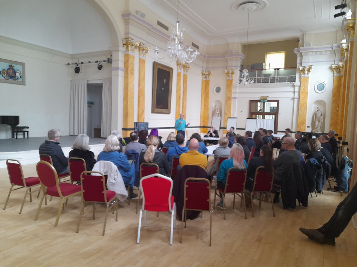 Warwick_DC's tweet photo. Your next opportunity to hear about and feedback on the refreshed vision for Leamington town centre is coming up!

📆 Sunday 28 April
⏰ 10am - 4pm
📍 Covent Garden Quarter Market

Members of the team will be on-hand to answer any questions. https://t.co/5PcAGYphb1