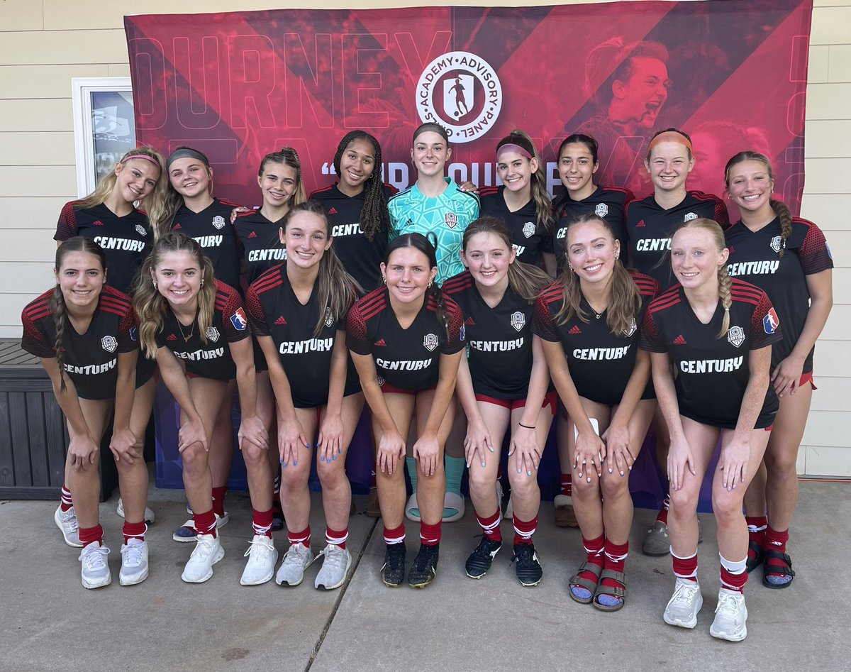 2008 GA are 2-0 at the Girls Academy Spring Showcase heading into their final game #RepCentury