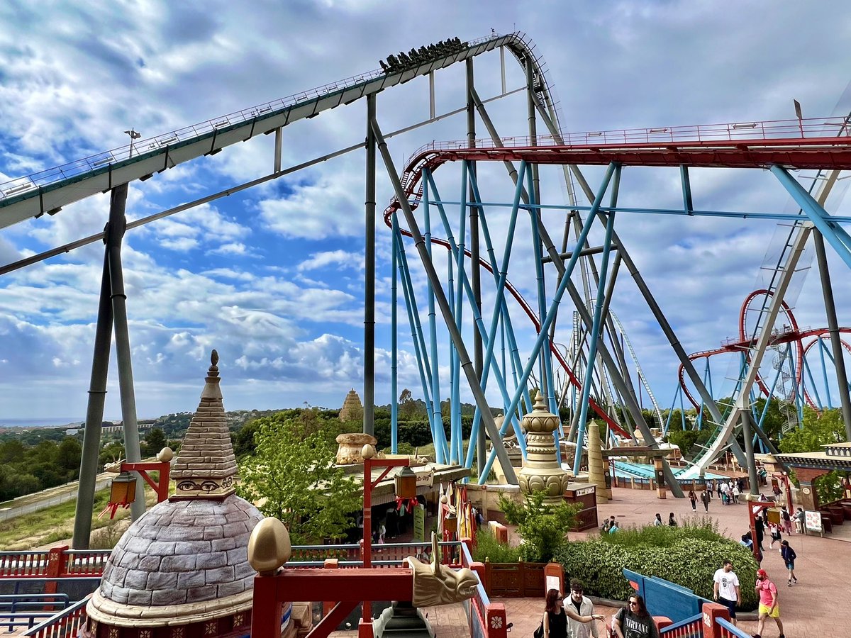 Let’s go for a ride on Shambhala 😍 This awesome B&M Hypercoaster opened at PortAventura back in 2012 🎢