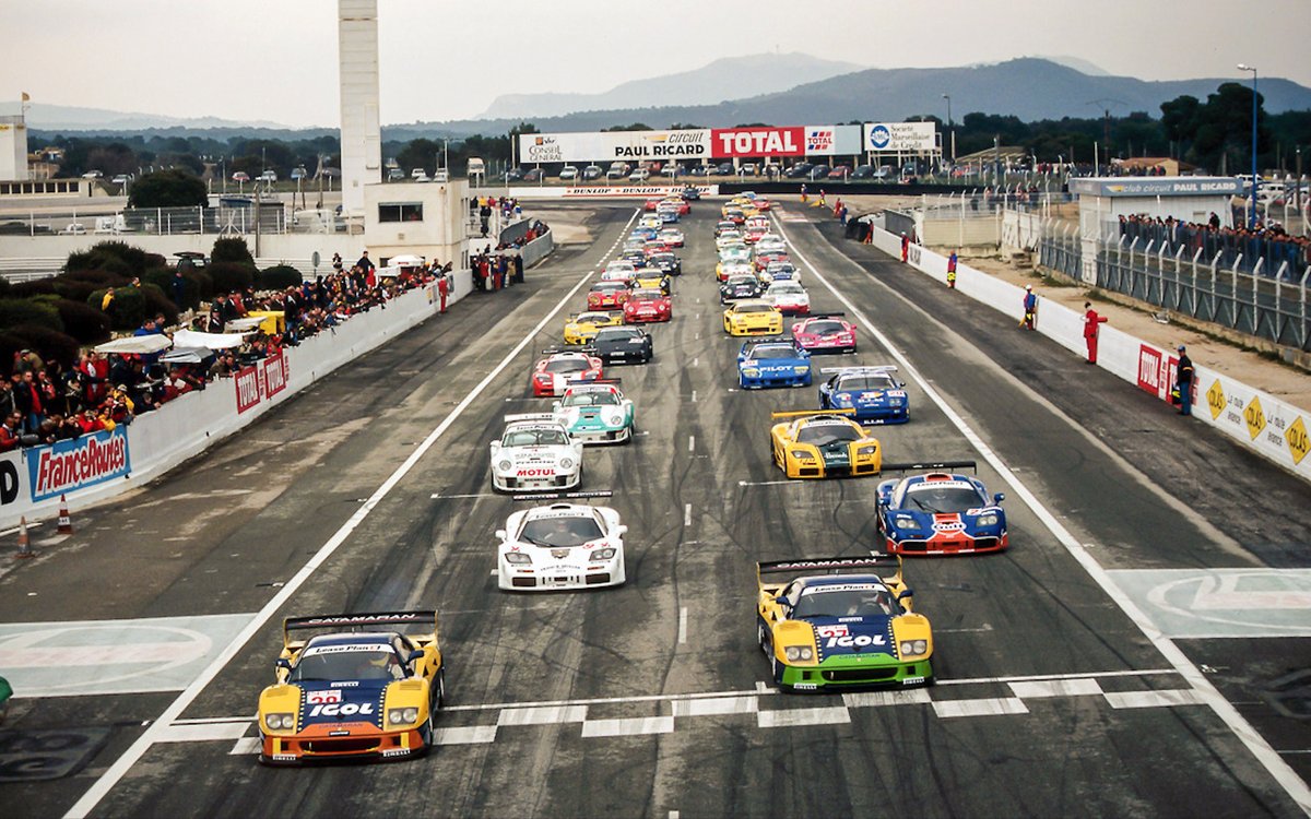 . 🏁1996 Global Endurance GT #Raceday 🏁 The start of the first round of the 1996 BPR Global Endurance GT Series - the 4 Hours of Le Castellet - at Circuit Paul Ricard. 🏆 internal-combustion.com/nuvolari/the-s… 🏆 .