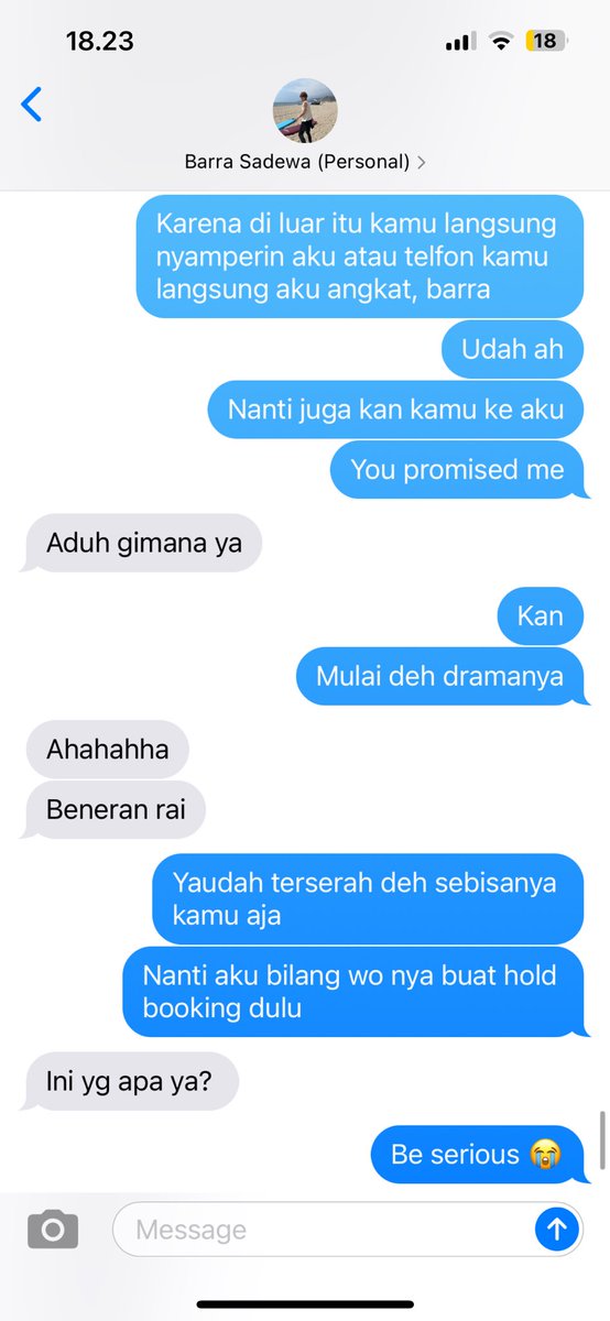 thrillingsun's tweet photo. memperingati tanggal cantik (kemaren) jadi banyak orang nikah maka kita buat nikah saja mereka berdua #barraisa https://t.co/FrWfPnwSvq