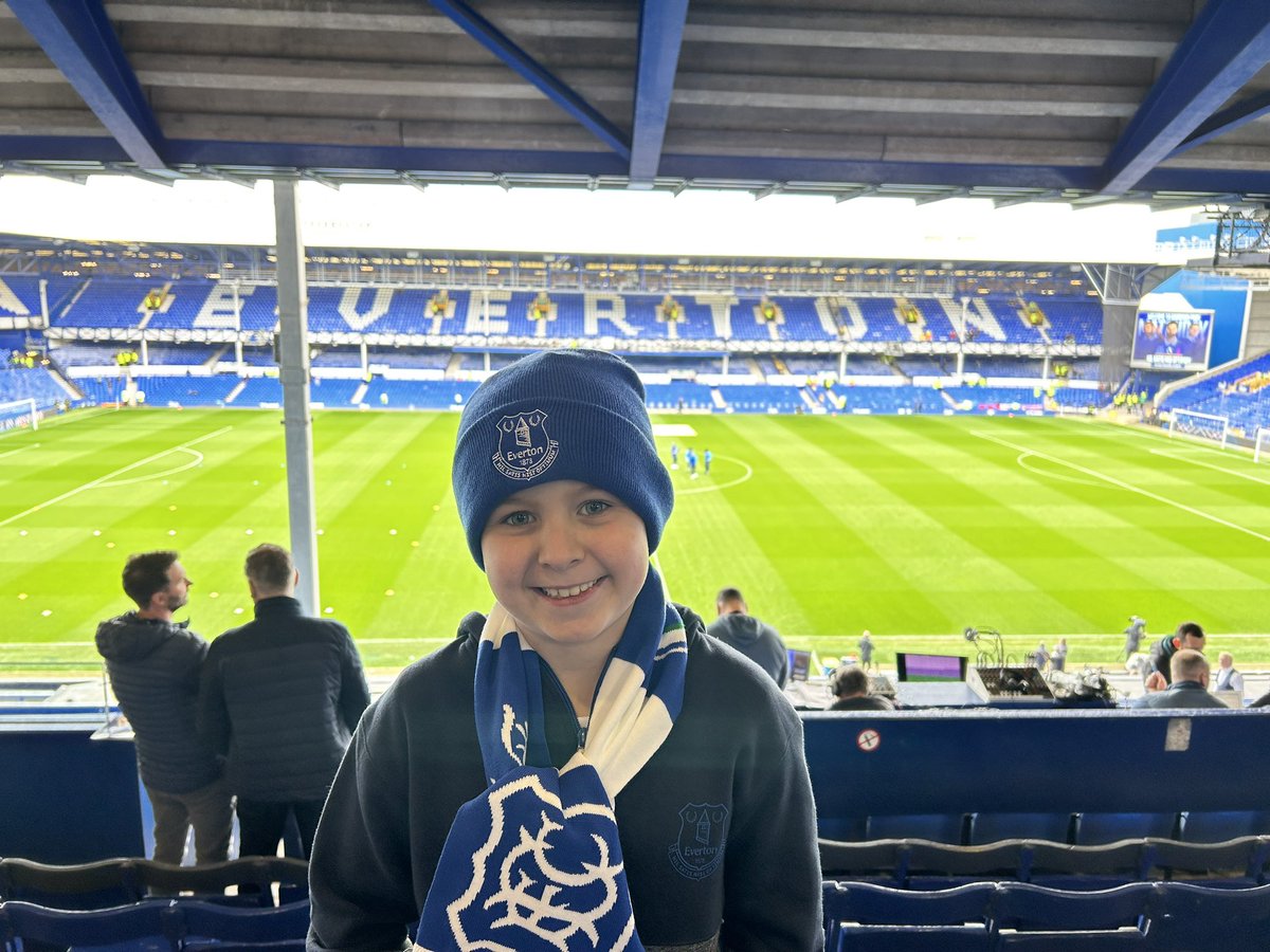 First time at Goodison 
COYB !! 🇯🇪
#EFCmatchday