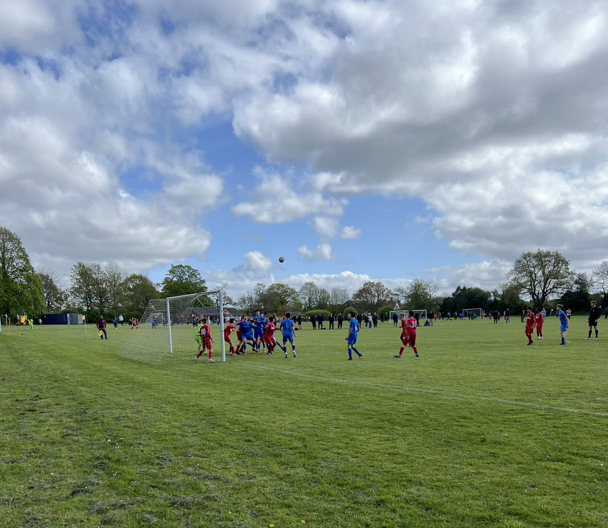 ⚽️ What no rain! At last it's a dry day for James to referee u15s match and then straight onto officiating u11s game @FHMFC1967 Pitch looking gorgeous @FHFC1907 - no mean feat with this year's weather. @EnglandFootball @FA