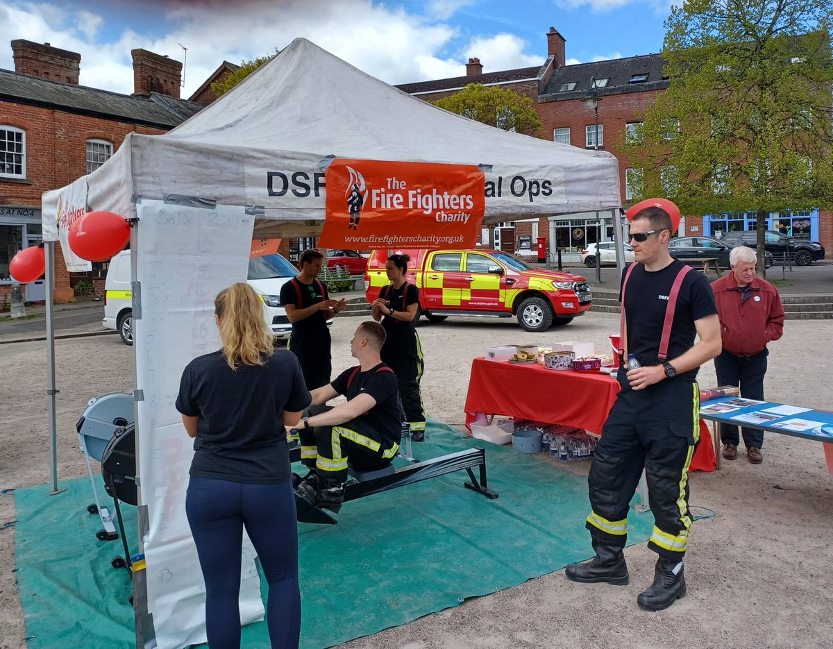 Checking in with the crew from #crediton, to offer support whilst they complete a rowing challenge in solidarity for their Watch Manager who is running the London Marathon today <a href="/DSFireUpdates/">Devon and Somerset Fire and Rescue Service</a>