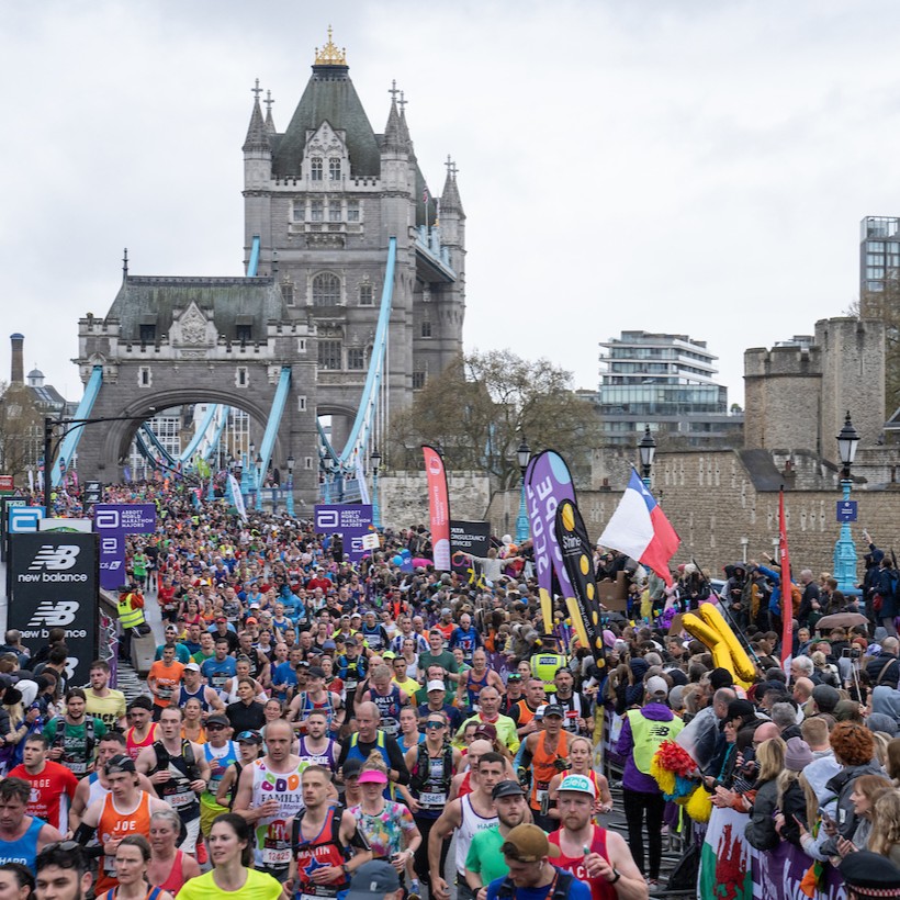 The world's largest one-day fundraising event never disappoints 🧡 #LondonMarathon | #WeRunTogether