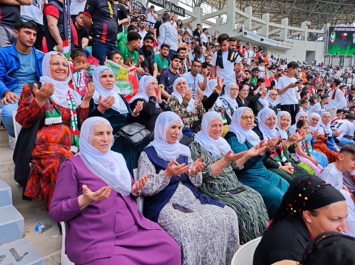 Bugün oynanacak 1. Lige çıkma maçın da Amed spora başarılar diliyorum. #Amedspor