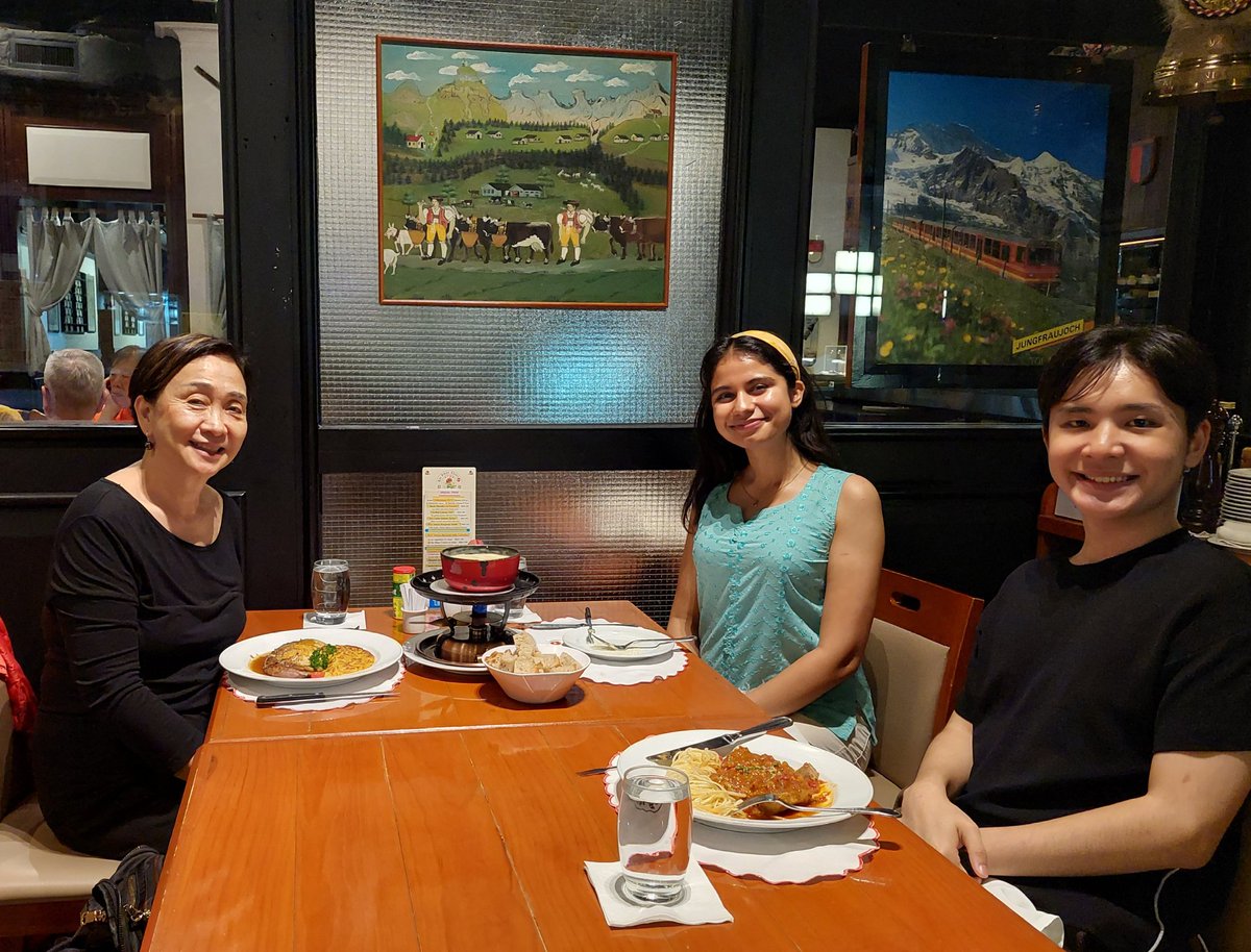 Emily Lau tweet media