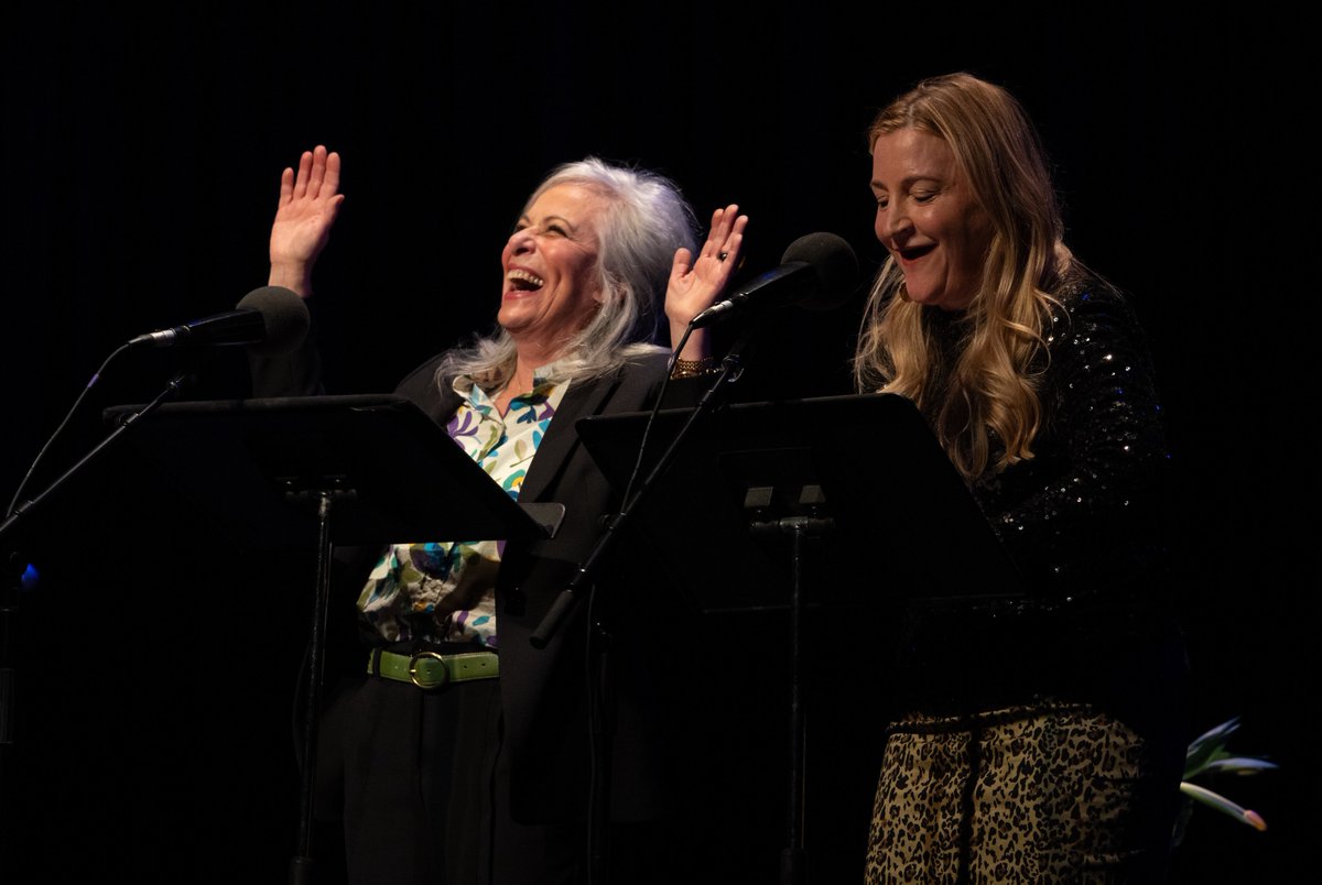 What a great night of Selected Shorts with Jane Kaczmarek and @SarahThyre! They had us laughing all night as did @DLChamplin, @BusyPhilipps, @shannonwoodward, and @RobYang007 with their wonderful performances that made us see that divorce can be many things, including very funny.