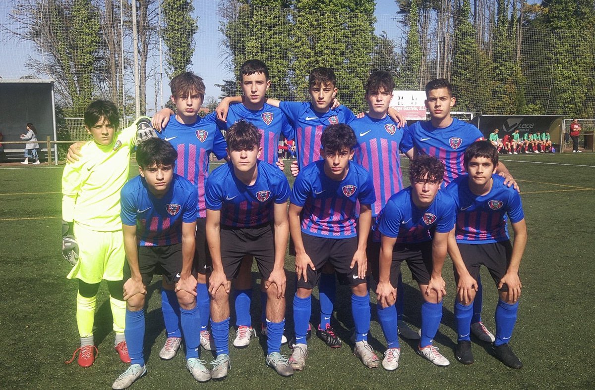 🔝 Victoria del Cadete Lagun en Sarriena ante el Lauro #AupaLeioaBETI 💙❤️