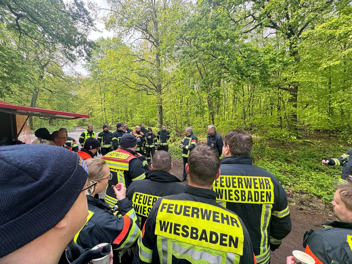 Feuerwehr Wiesbaden tweet media