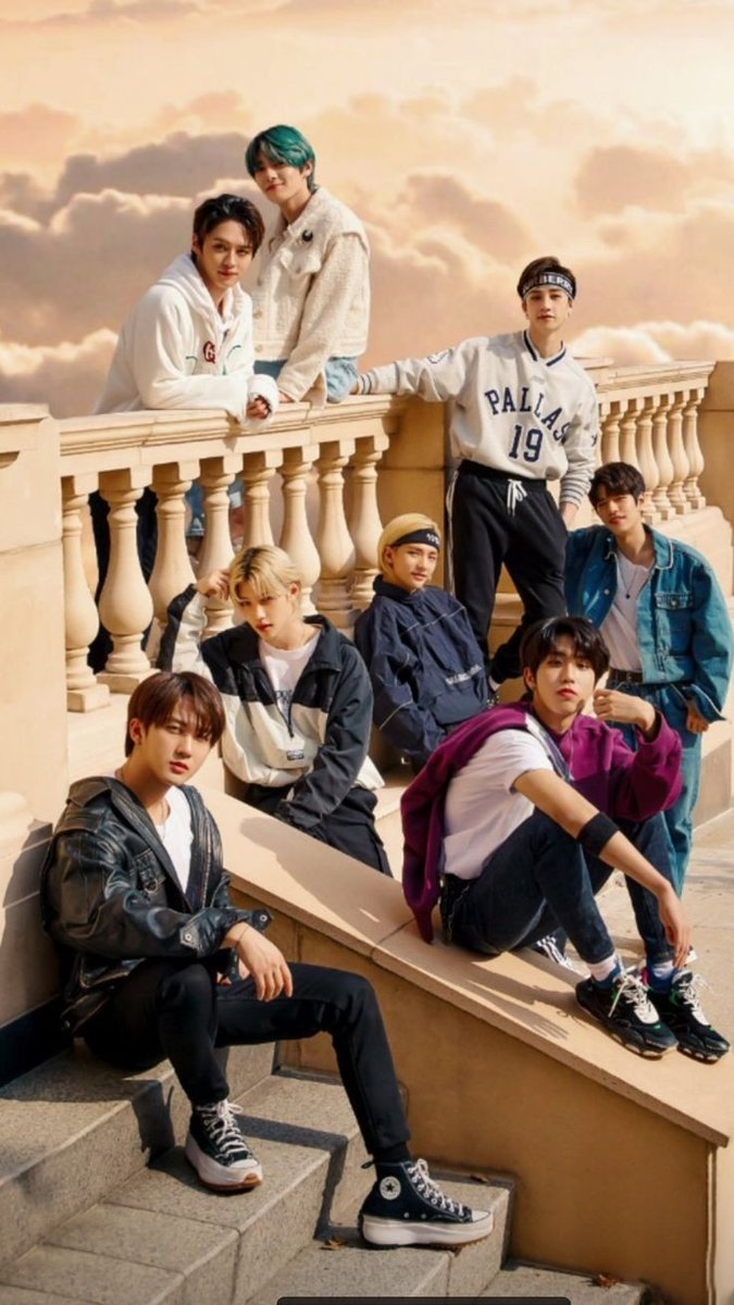 Stray Kids Streams tweet media