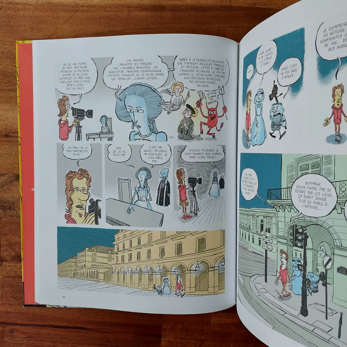 Drôle et passionnant à la fois, grand bravo à Jérémie Foa et Pochep pour le tome 10 de l'histoire dessinée de la France Sacrée guerres' @anakroniks @PochepPolitburo
