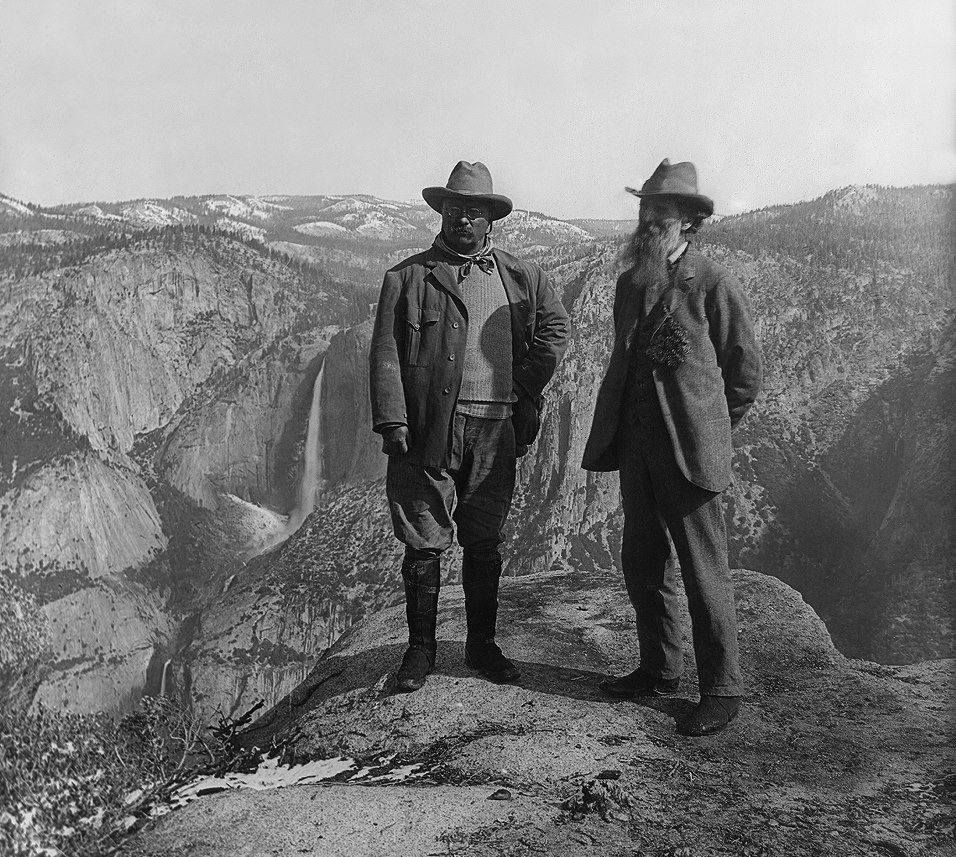 The books of John Muir — born #onthisday 1838 — are known for their scientific acumen as well as their rhapsodic flights. Terry Gifford explores Muir’s engagement with what he called 'God’s big show' — buff.ly/3arzYkr #OTD (Pictured: Muir with President Roosevelt, 1906)
