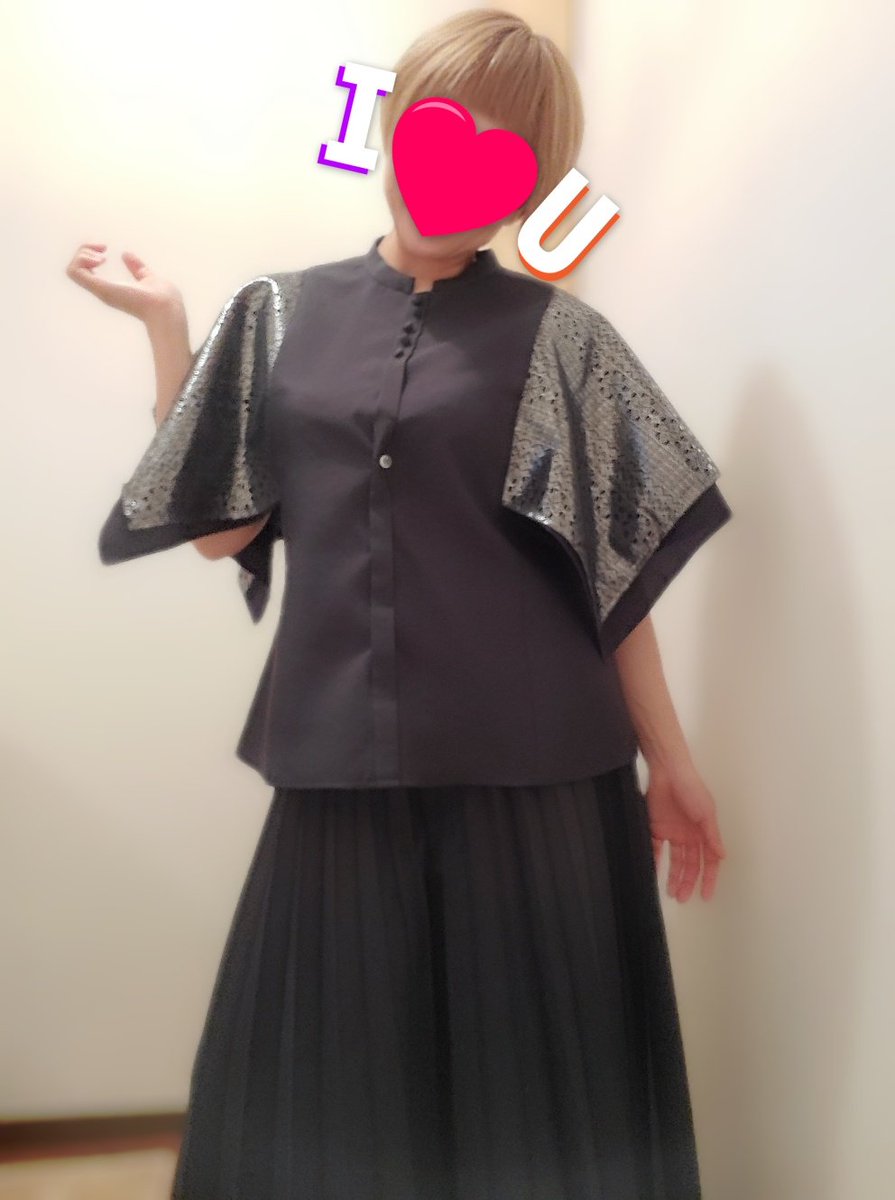 prettyjump's tweet photo. ほんと可愛い服ばかりで😍
これスカートかと思いきや、パンツなんです‼️
これならカホンも叩ける🎵
#Panormo https://t.co/e0iagKtgnE