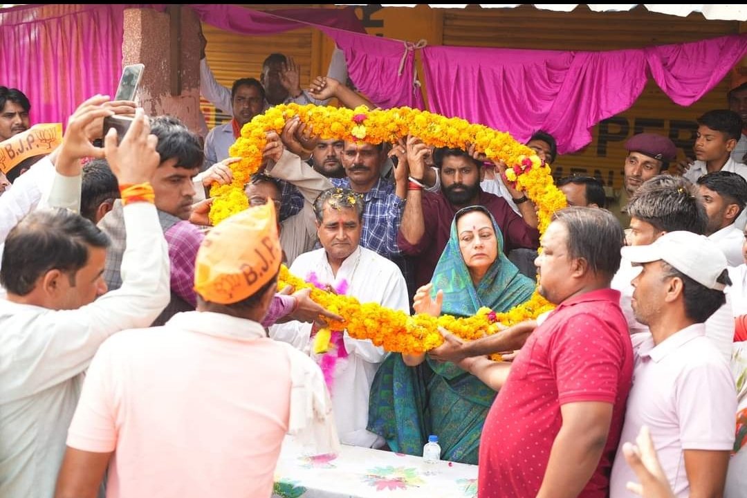 करौली की महारानी साहिबा पूर्व विधायक श्रीमती रोहिणी कुमारी जी को जन्मदिवस की हार्दिक शुभकामनाएं | #हमारी_करौली_हमारा_दर्शन #darshangurjarmla #bjp #Karauli