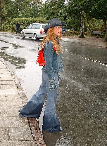 Tory plan of the day: Outfit the unemployed in denim flares and make them walk round waterlogged areas Thus helping both the problems of flooding AND obesity NB, exercise is good for mental health so they can get THOSE skyvers back as well!!!