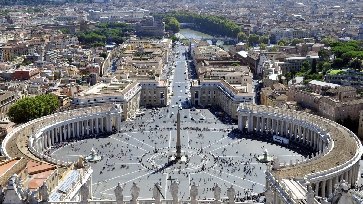He also played a part in Rome's architectural restoration. In later life he turned to architecture, designing the colonnade of St. Peter's Square.