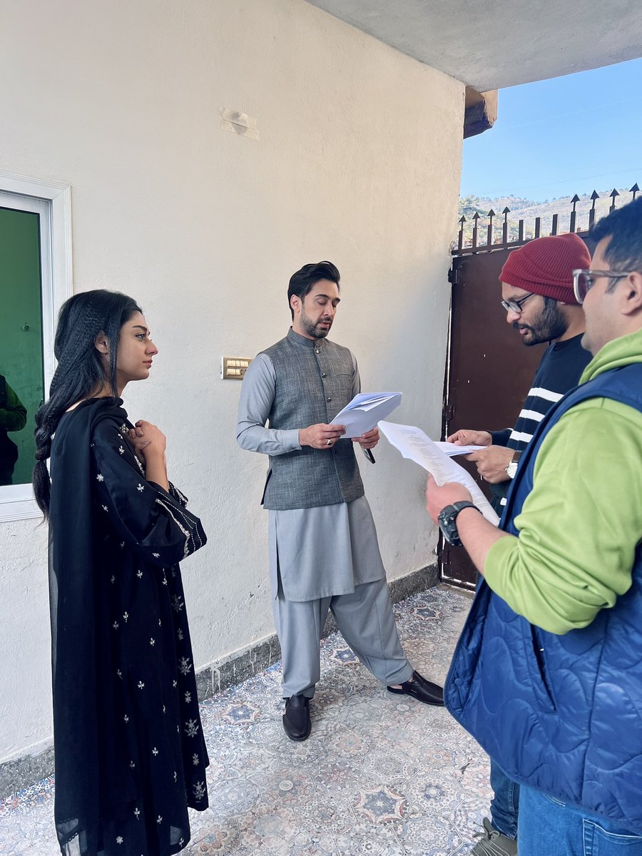 After the massive success of #22Qadam and #SiyaahSeries, we bring you another unique story with #Pasedeewar. Invest yourself in the turbulent journey of Ujala &amp; Iftikhar as they fight against all odds to keep the light burning &amp; their hope alive. Every Friday at 8pm on #GreenTV.