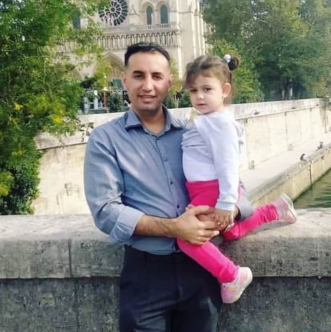 Kozanlı Astsubay Cizre’de trafik kazasında şehit oldu

Şırnak’ın Cizre ilçesindeki trafik kazasında  Jandarma Astsubay Halil Kurt, hastanede yapılan tüm müdahaleye rağmen kurtarılamadı.

Şehidin 22 Nisan Pazartesi günü öğle namazına müteakip Kozan’ın Bağtepe Köyü’nde defnedilek.