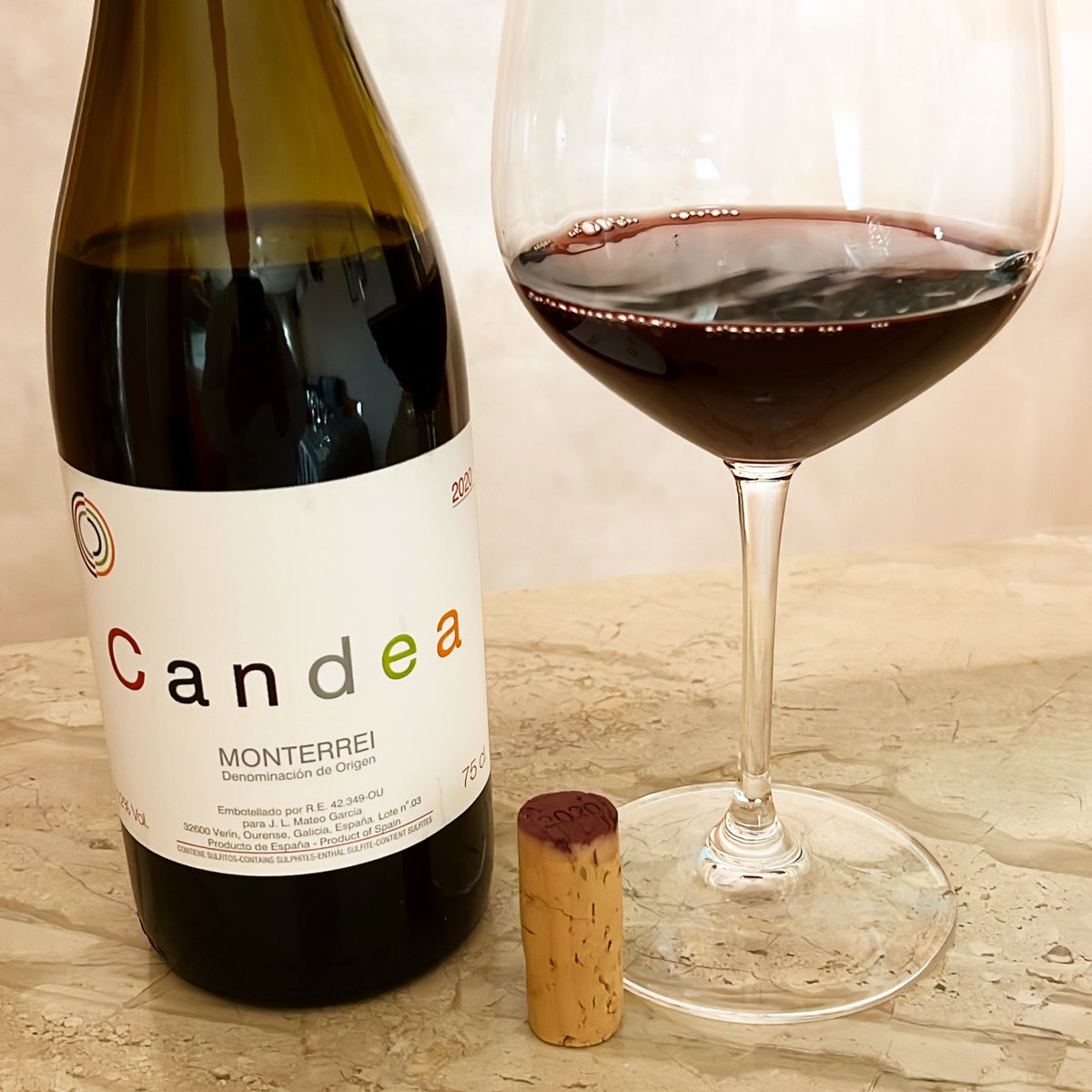 Excelente #vino Candea tinto 2020 de Jose Luis Mateo  de bodega Quinta da Muradella #wine #winelovers