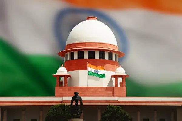 🚨🇮🇳#BREAKING: The Indian Supreme Court has ruled that 'merely watching and possessing child pornography is not an offence.'