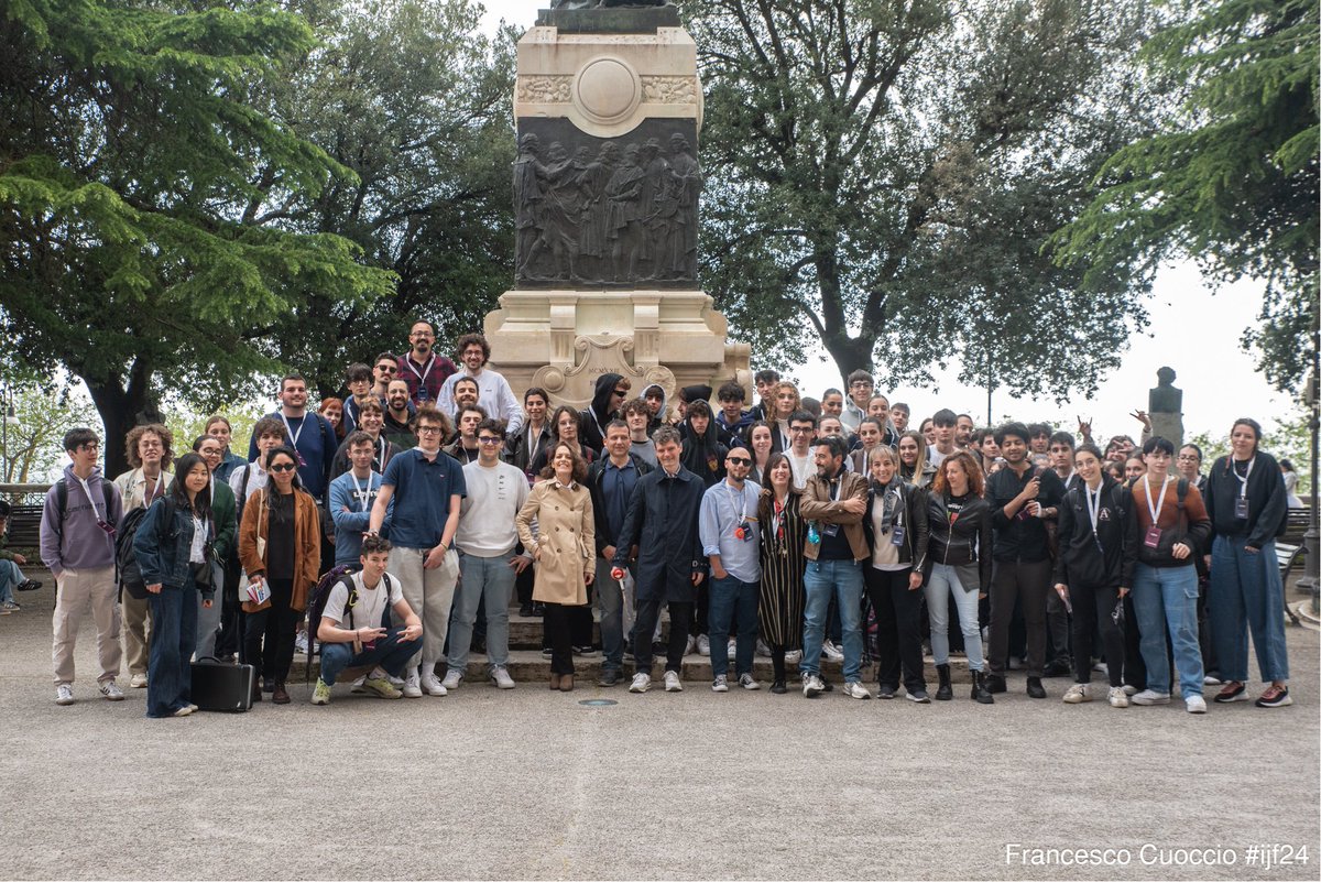 Rasmus Kleis Nielsen (@rasmus_kleis) on Twitter photo Thanks to <a href="/_arianna/">@ariannaciccone.bsky.social</a>, Chris, Francesca, & all staff+volunteers who made #ijf24 an amazing event - I'll stand in line, in rain or shine, and enjoy the company, knowing the lines are there because <a href="/journalismfest/">International Journalism Festival</a> is free and for everyone, both in person and online. A beautiful thing Thanks to <a href="/_arianna/">@ariannaciccone.bsky.social</a>, Chris, Francesca, & all staff+volunteers who made #ijf24 an amazing event - I'll stand in line, in rain or shine, and enjoy the company, knowing the lines are there because <a href="/journalismfest/">International Journalism Festival</a> is free and for everyone, both in person and online. A beautiful thing