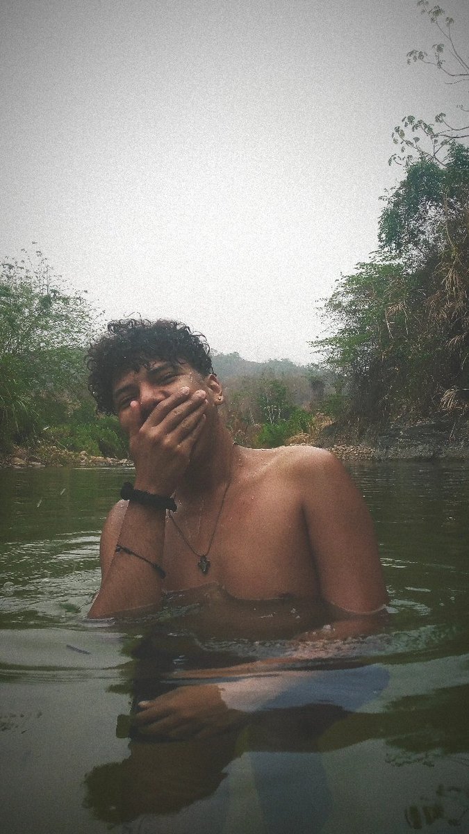 johan30289's tweet photo. 🏞️🌊Que lindo es la belleza de la naturaleza 🌊🏞️ 
•
•
•
•
•
•#like #naturaleza #foto #like https://t.co/fWmkpwdTiH
