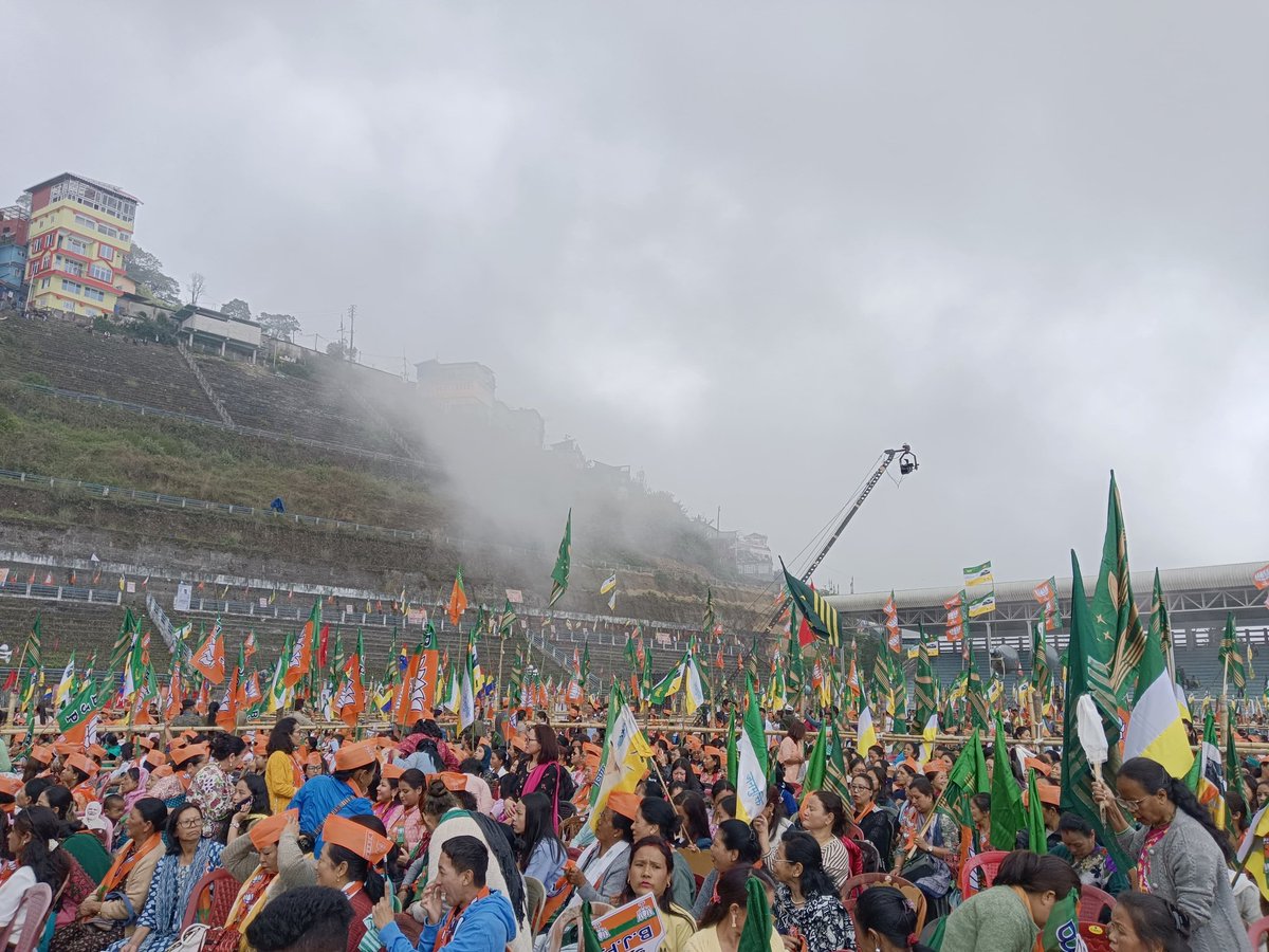 Sabyasachi4BJP's tweet photo. ..Evicting people from their homes is a betrayal of trust. Bengal deserves leaders who prioritize the people over politics. #PoddoFutbeBJPJitbe https://t.co/fkL6IDcn2I