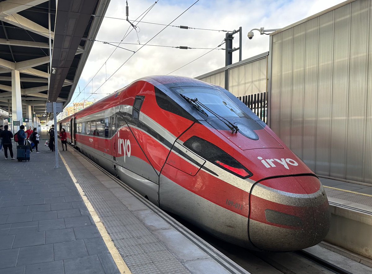 Taking the FrecciaRossa (Red Arrow) @Iryo_eu train from Valencia to Madrid @Chamartinhub. Smart move by Valencian airline @AirNostrumLAM to take a stake in this train operator given possible limits on domestic flights.