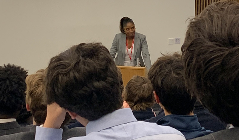 Dame Denise Lewis, former Olympic heptathlon champion and one of the UK’s most successful ever athletes, recently delivered an inspiring talk to our Year 12 pupils. During her visit she shared insights into her journey in athletics and the relentless pursuit of excellence.