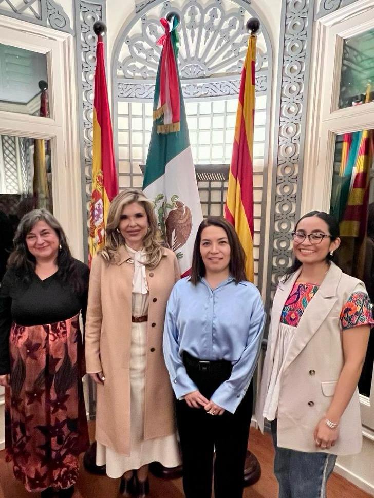 RGMXEuropa's tweet photo. Numerosas actividades marcaron el mes de la #mujer. La #RedGlobalMX en #Barcelona promueve dichas iniciativas, las cuales “han dejado su huella, contribuyendo así a tejer redes de #solidaridad y sororidad en la lucha por la igualdad de #género” @ruthsofhia https://t.co/1J3YLqvQNC https://t.co/wzqD2YXrnx