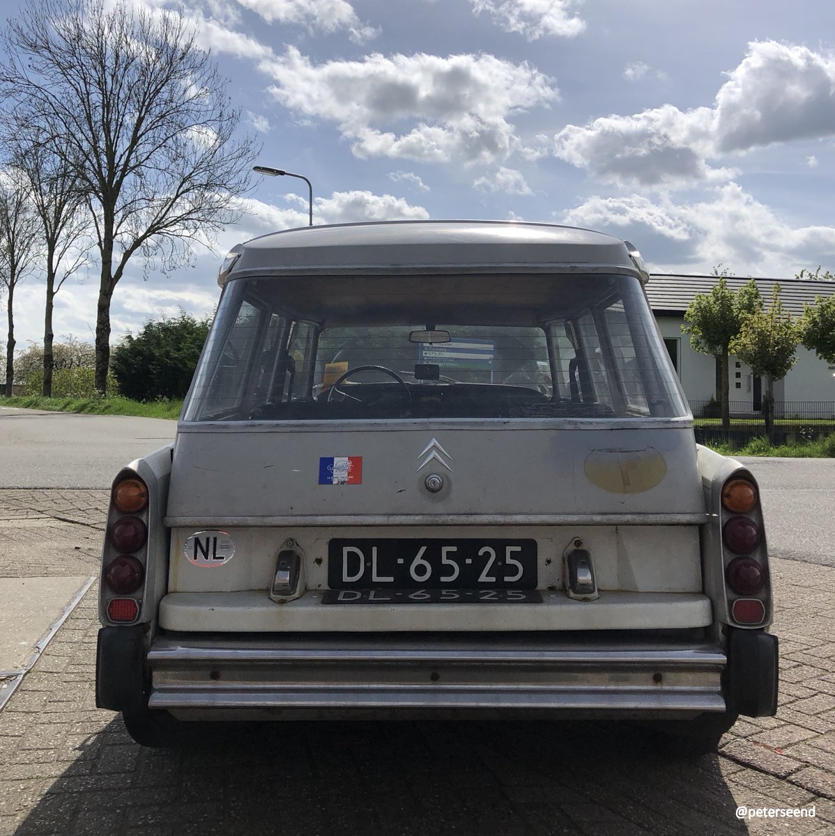 Take a Break

#citroeniddsclubnederland #visscherclassique #desnoekfabriek #citroenidbreak #citroendsbreak #mooiopdeweg #mooiindebetuwe

open.spotify.com/track/0a3OncBm…