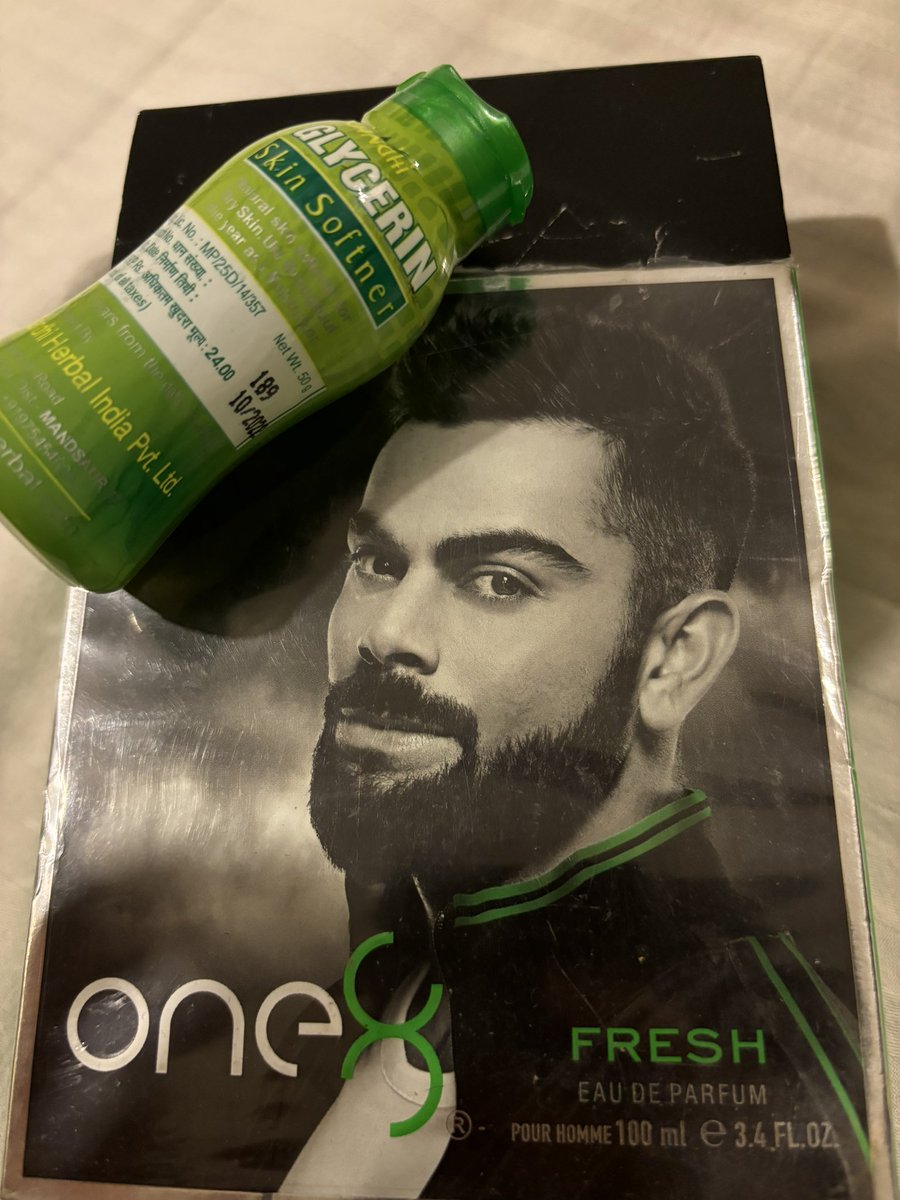 ChitvendraS's tweet photo. Received the wrong product from @Flipkart @flipkartsupport Ordered One8 Perfume but got something completely different. Disappointed with the service. Need this resolved ASAP. @PiyushGoyalOffc @PiyushGoyal I also want action against the culprit https://t.co/xluTfaSyPz