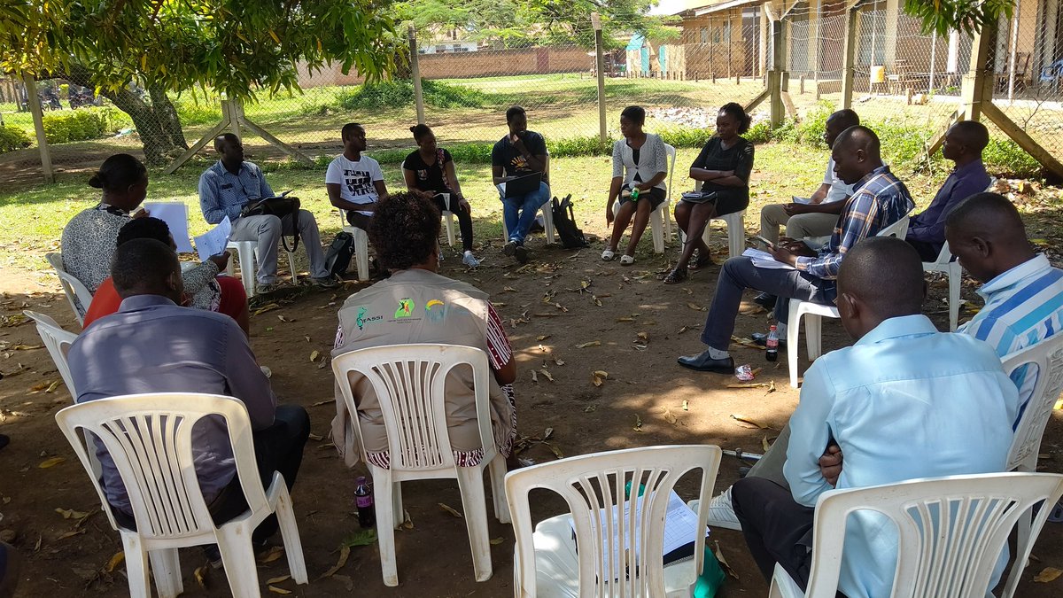 MananaIsaac2's tweet photo. Parents can improve they parents styles to protect adolescents and young girls from child and forced marriages #postiveparenting .
A community dialogue in Northern division-mbale City https://t.co/6Eg0eQZQQr