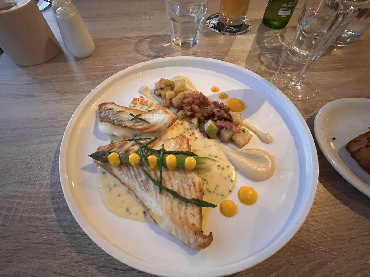 Star and Par tweet media