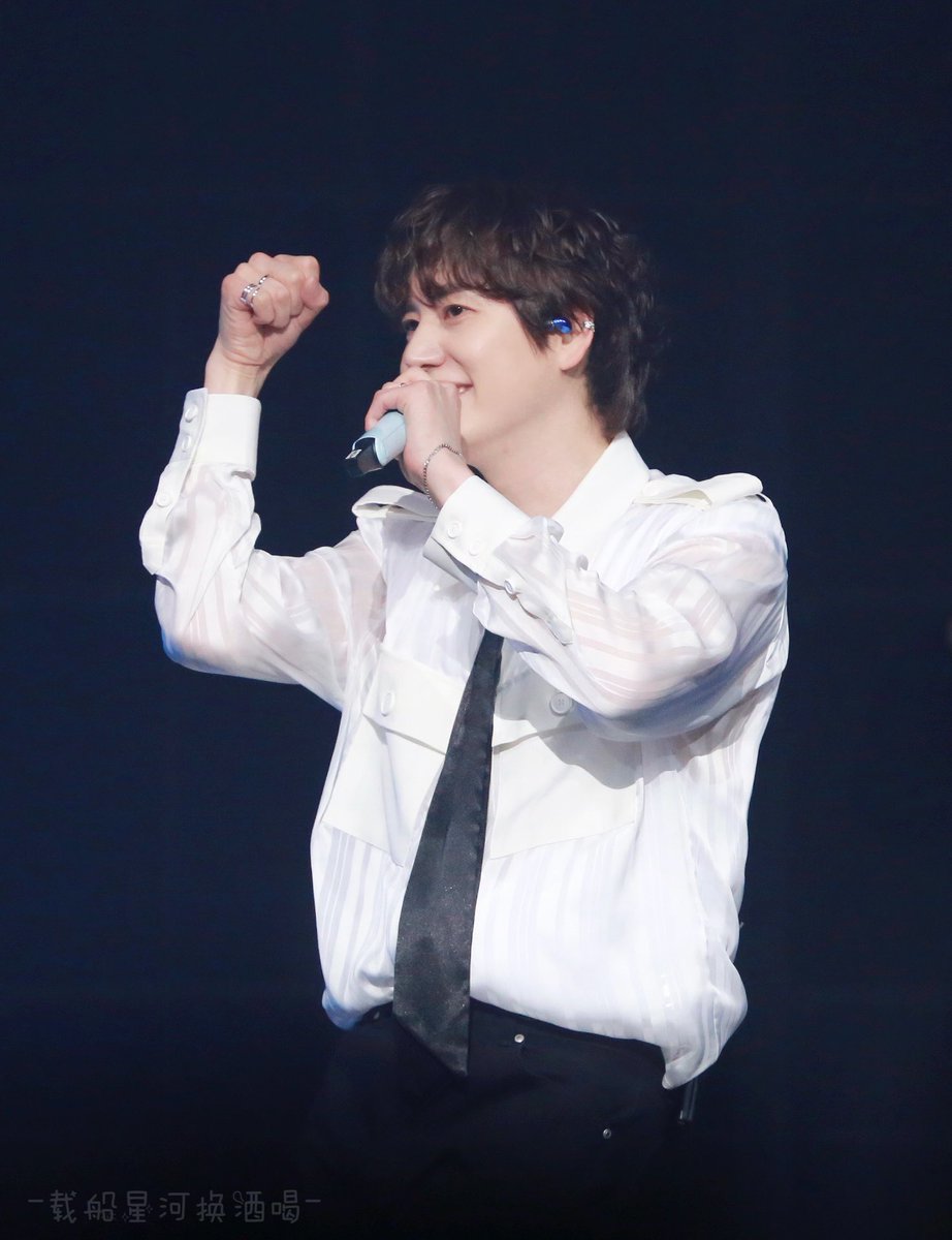 chokyuu23's tweet photo. 야옹야옹😽

#KYUHYUN #규현 #CHOKYUHYUN #조규현 #圭贤 #キュヒョン
#2024KYUHYUNASIATOUR https://t.co/Emz04Go5tu